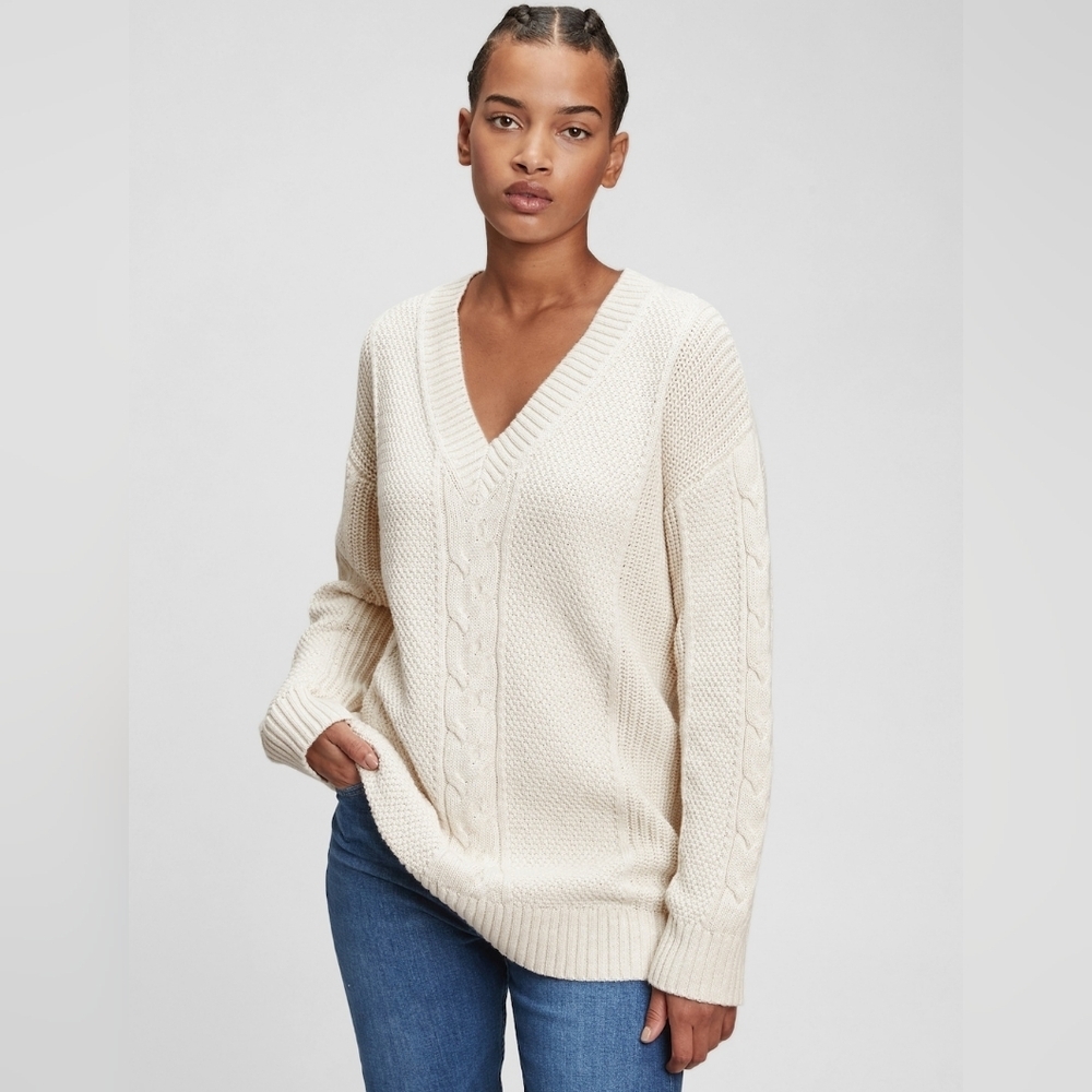 GAP Women's Neutral Preppy Cream Cable Knit Sweater Size Small - Picture 2 of 6